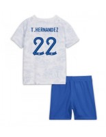 Francie Theo Hernandez #22 Venkovní dres pro děti MS 2022 Krátký Rukáv (+ trenýrky)